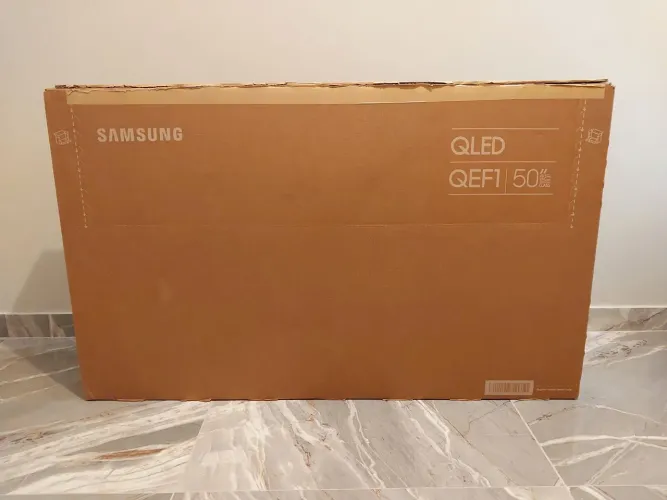 Vende-se TV Samsung Qled 4k 50"
