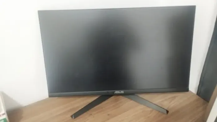 Monitor ASUS 24"