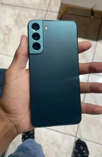 Samsung S22