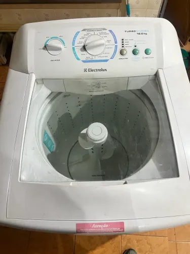 Máquina de lavar eletrolux 12kg - Parou de centrifugar não tenho interesse em arrumar