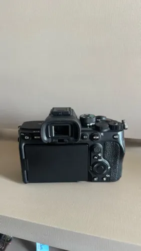 Sony A7iv estado de nova 35k cliques
