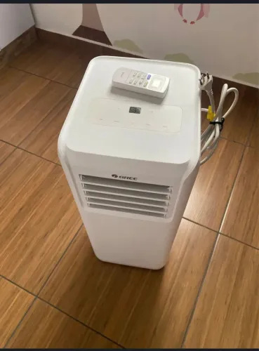 Ar Cond Portátil Gree 10000 Btu/h Frio 127v Branco 110v