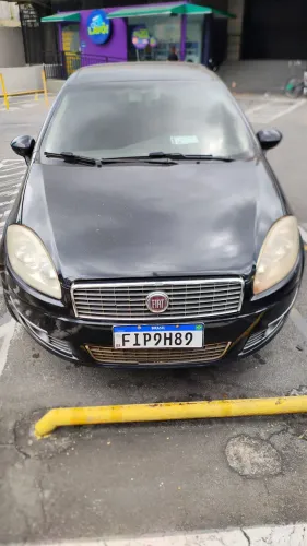 Fiat Linea Essence 1.8 Flex 16V 4P 2013