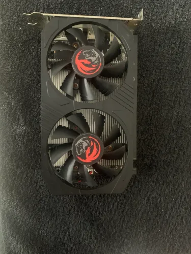 Placa de vídeo RX550 4gb usada (está desligando sozinha)