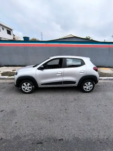 Renault Kwid Intense 1.0 Flex 12V 5P Mec. 2023