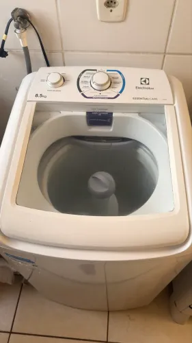 Lavadora de Roupas Electrolux Essential Care LES09 8,5kg 