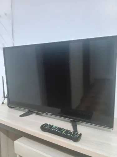 Tv Panasonic 32P de LED LCD