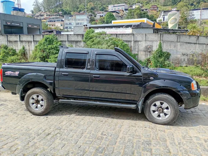 Nissan Frontier Se/se Strik/one CD 4X4 2.8 Dies 2004