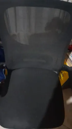 Cadeira ergonômica preta