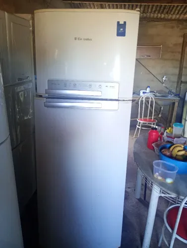 Geladeira para retirada de peças