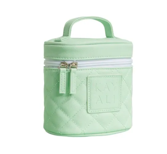 Necessaire