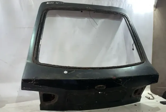 Tampa Traseira Ford Escort Europeu 1993 a 1996