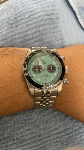Tudor Black Bay Chrono flamingo Blue
