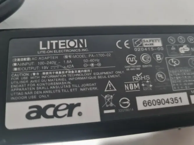 Carregador original Acer 19V novo nunca usado PA 1700 02