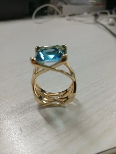 Anel Vintage Semijoia pedra em zircônia 