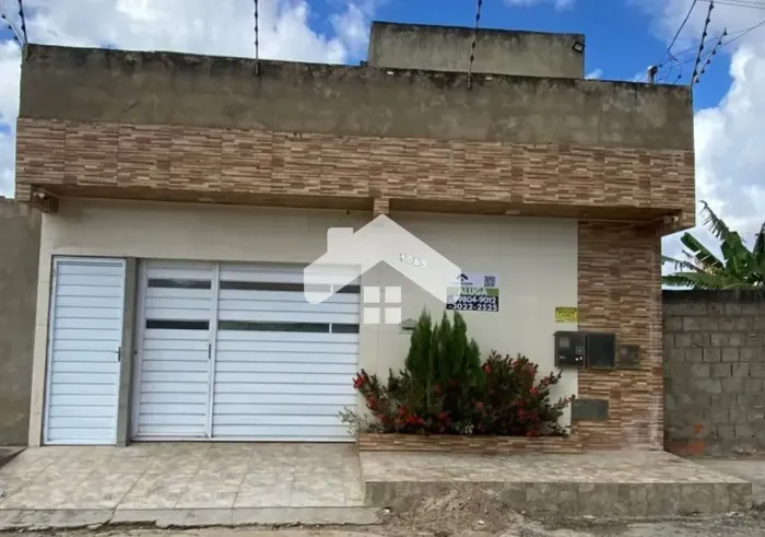 Casa com 3/4, 2 Suítes, 2 vagas - Albano Franco.