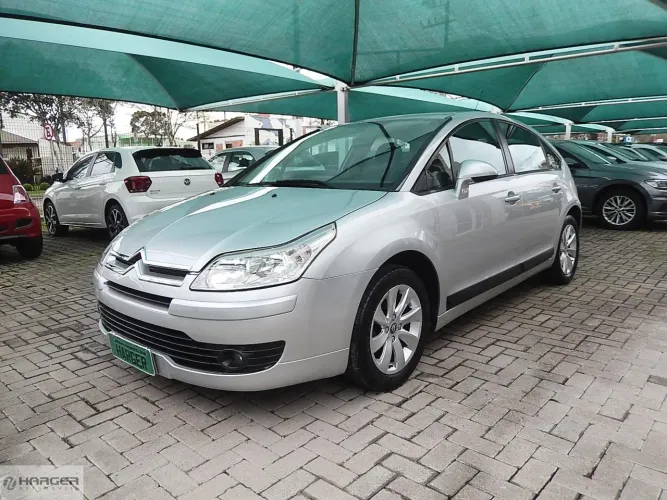 Citroen C4 GLX 2.0 Flex 16V 5P Mec. 2010