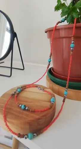 Conjunto colar e pulseira em cristais 
