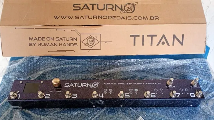 Controladora Midi Saturno Titan MKII MIDI Controller) NOVA NA CAIXA