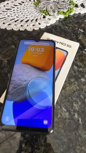 Samsung Galaxy M23 5G - 128GB / 6GB RAM - R$ 700
