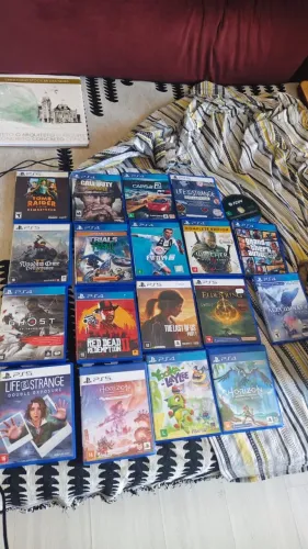 Jogos midia fisica PS4 e PS5 cada jogo tem um valor