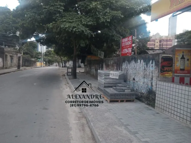 Vende Terreno,541metros quadrados, Bairro da torre.