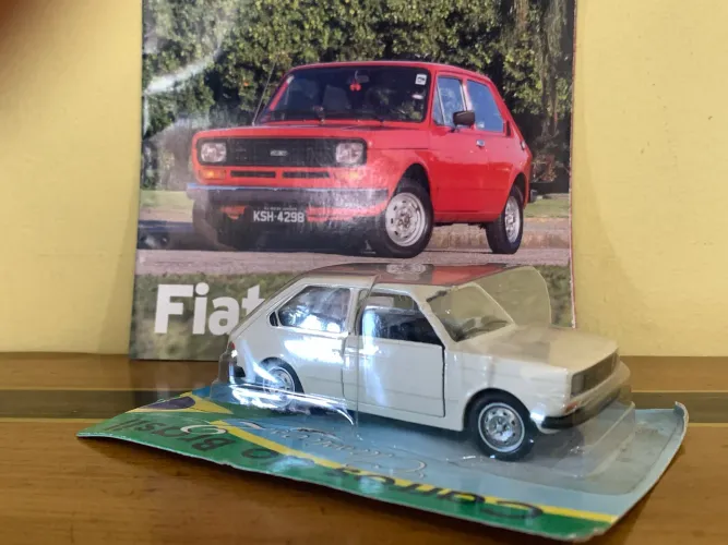 Fiat 147 - Carros Nacionais Motor Extra - LACRADO
