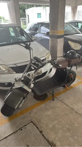 Oportunidade Scooter elétrica estilosa e potente