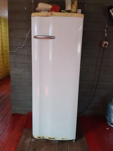 Vendo Geladeira