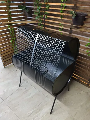 Churrasqueira tambor inteira Preta
