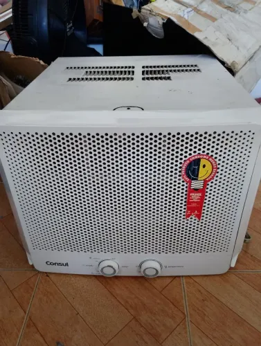 AR CONDICIONADO CONSUL 7500 BTUS 220V
