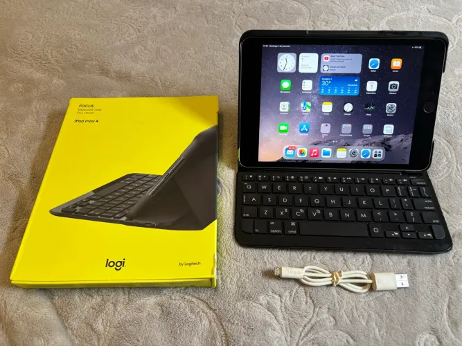 Teclado Logitech Focus para iPad Mini 4/5