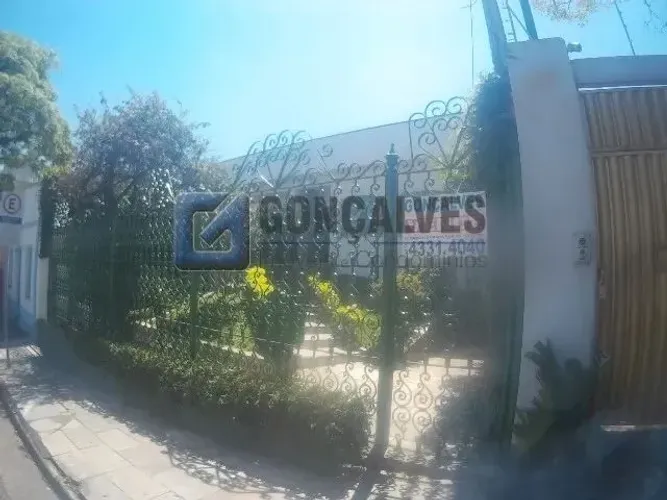 Sobrado à venda em Vila Assunção, Santo André 4 suítes, 10 vagas, 968 m² interna