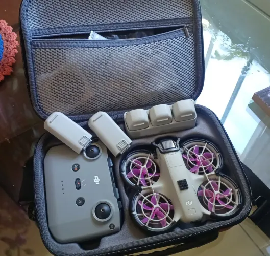 Selfie Drone DJI Neo Combo 5 baterias