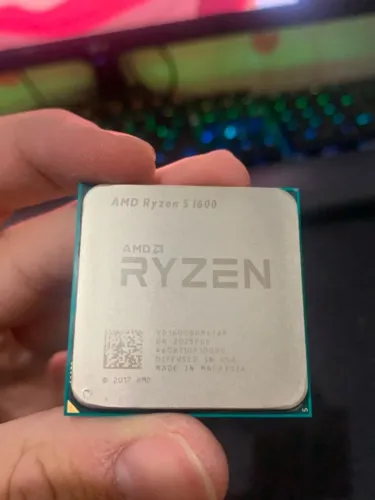 PROCESSADOR AMD Ryzen 5 1600 AM4 (USADO)