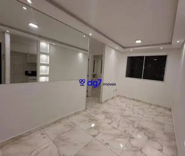 Apartamento 2 Dormitórios, Cozinha planejada completa e porcelanato