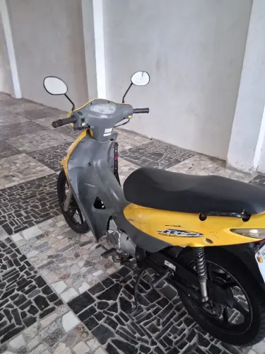 HONDA BIZ 125 ES