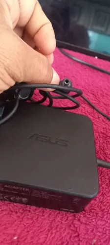 Carregador fonte para notebook Asus 