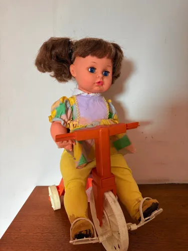 Boneca anos 80