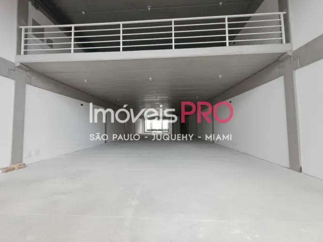 Comercial novo Moema pássaros, rua movimentada, pé direito duplo, vão livre. Agende a sua