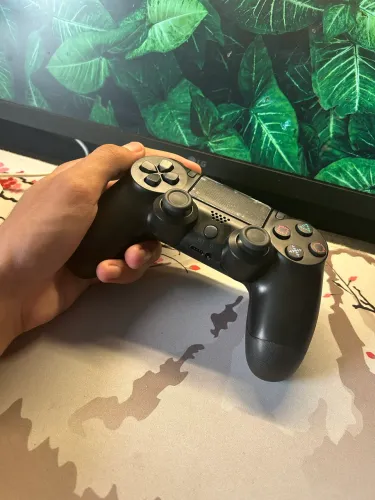 Controle compatível com PS4/PC