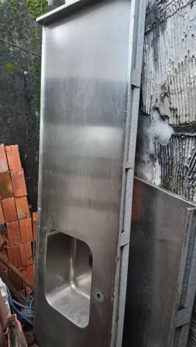 Vendo Pia de Inox 2,12x0,70 + bancada 1,20x070