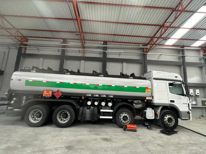 Tanque de Combustível Moraes bitruck / truck 20.000 L c/ Bottom Loading Jowei -