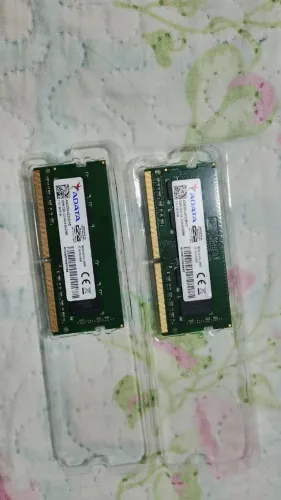 Vende se dois pentes de memória ram 4gb ddr4 3200hz Adata para notebook 