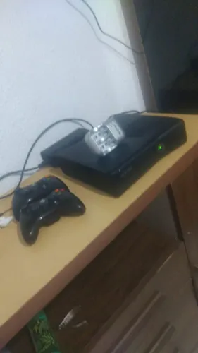 Xbox 2 controles destravado e vários jogos já nele