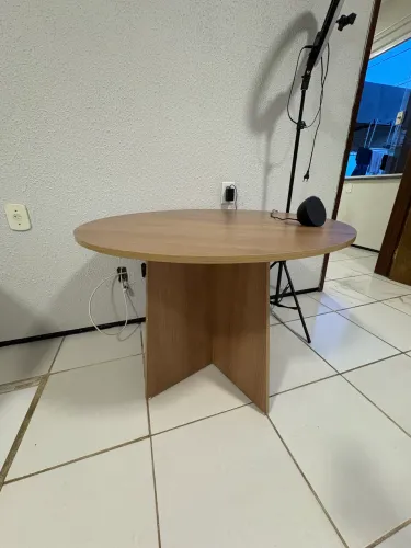 Mesa redonda MDF