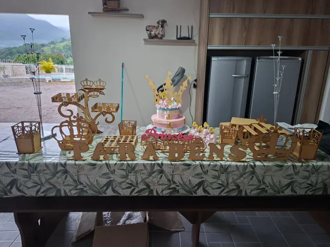 Peças de Decoração para festa em MDF