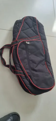 Doa-se case para saxofone alto em bom estado.