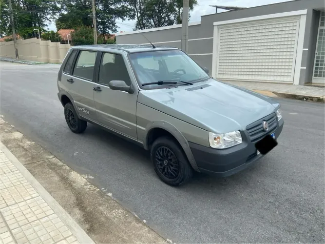 Fiat Uno Mille Celeb. WAY Econ. 1.0 F.flex 4P 2010