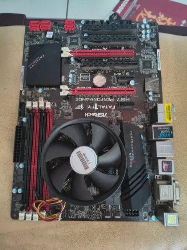 H81 + i5 4570 funcionando perfeitamente.